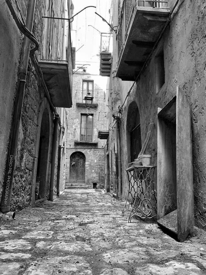 B&B Borgo Antico Пиаца Армерина Екстериор снимка